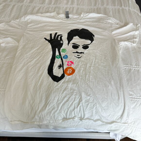 Coin Bureau Gildan Men's XL Crypto T-Shirt - Picture 1 of 5